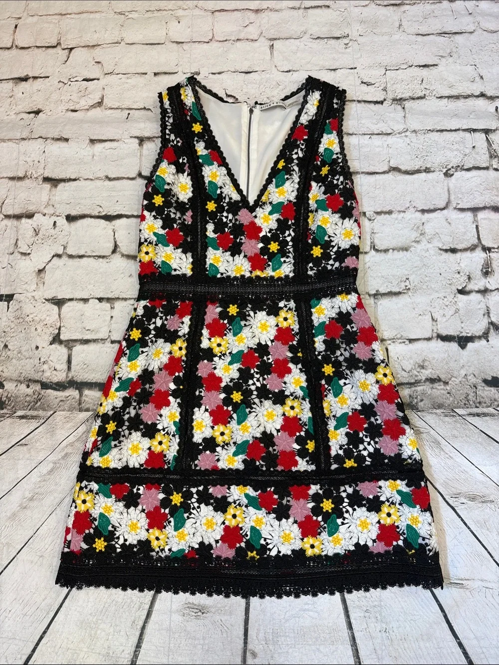 Alice + Olivia good preowned